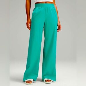 Lululemon Wide Leg Kelly Green Pant